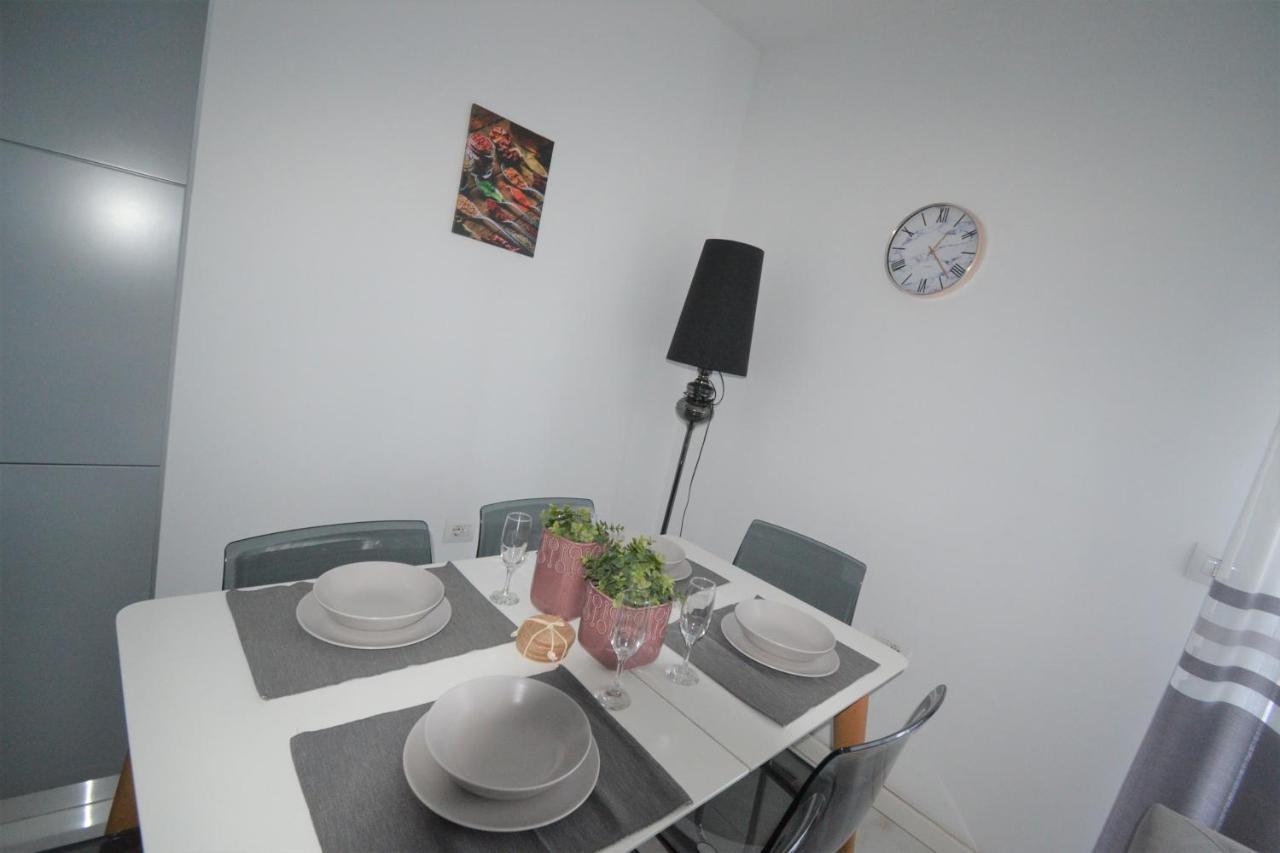 Luxury Penthouse B&E Leilighet Sarandë Eksteriør bilde