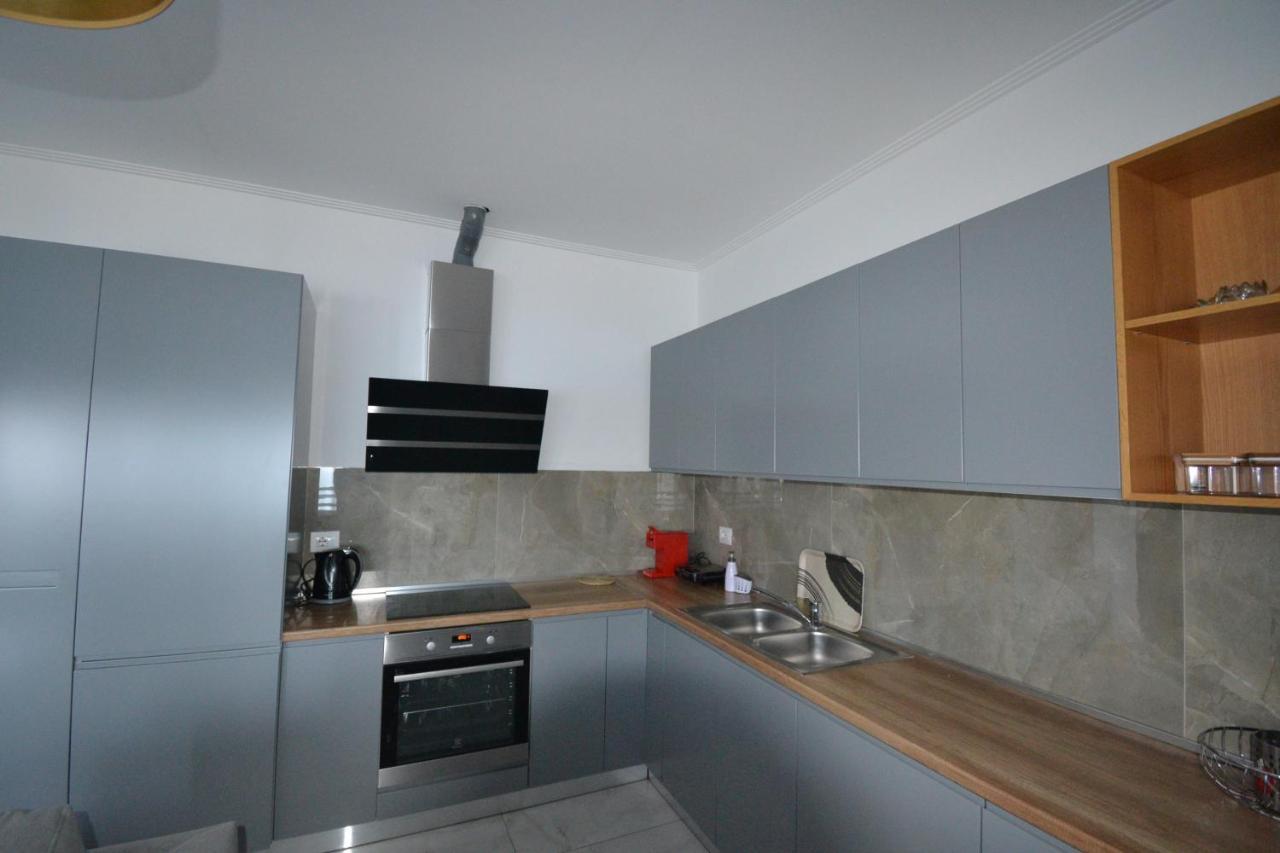 Luxury Penthouse B&E Leilighet Sarandë Eksteriør bilde