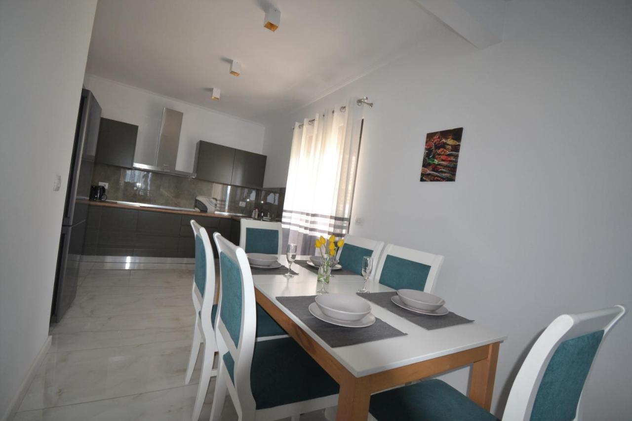 Luxury Penthouse B&E Leilighet Sarandë Eksteriør bilde