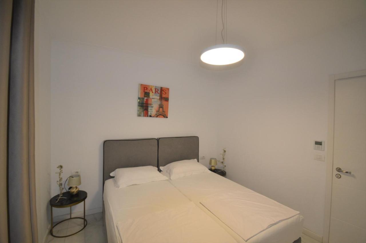 Luxury Penthouse B&E Leilighet Sarandë Eksteriør bilde