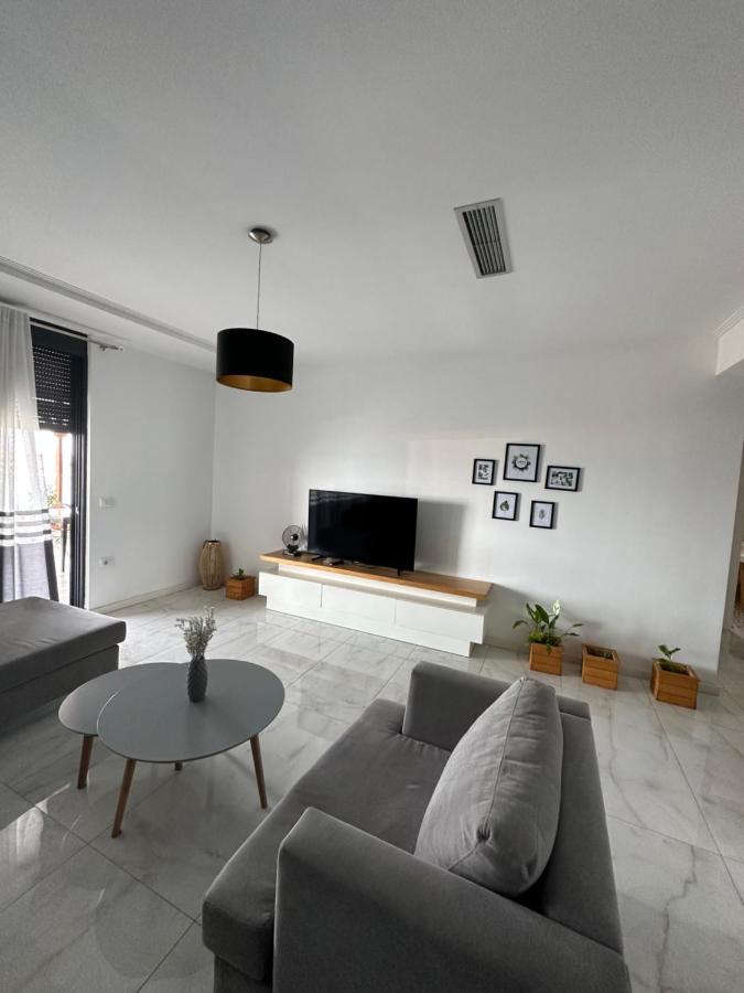 Luxury Penthouse B&E Leilighet Sarandë Eksteriør bilde